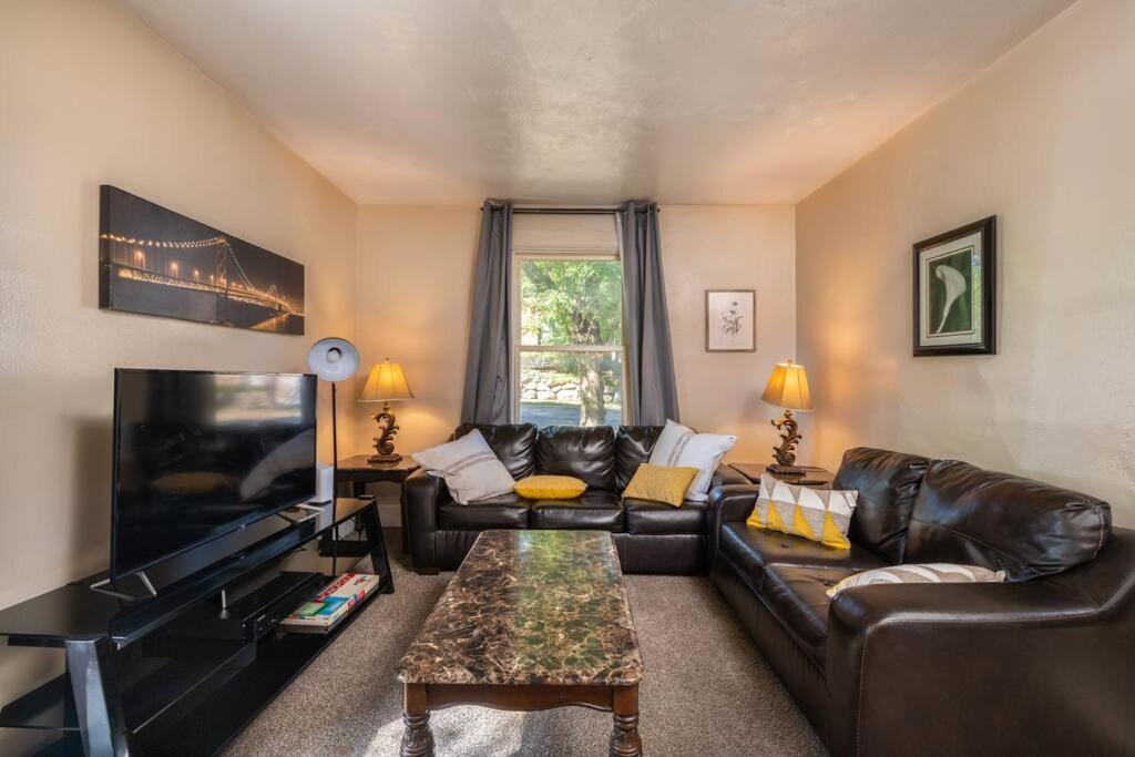 Entire House 3 Bedroom Twin Cities, Specious, Entire House, Ac سانت بول المظهر الخارجي الصورة